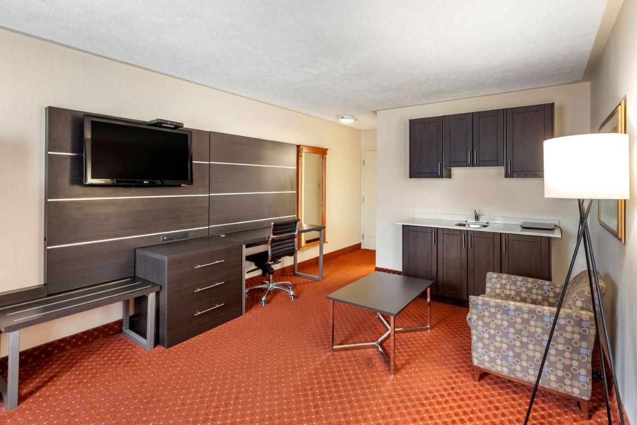 Surestay Plus Hotel By Best Western Kincardine Exteriör bild