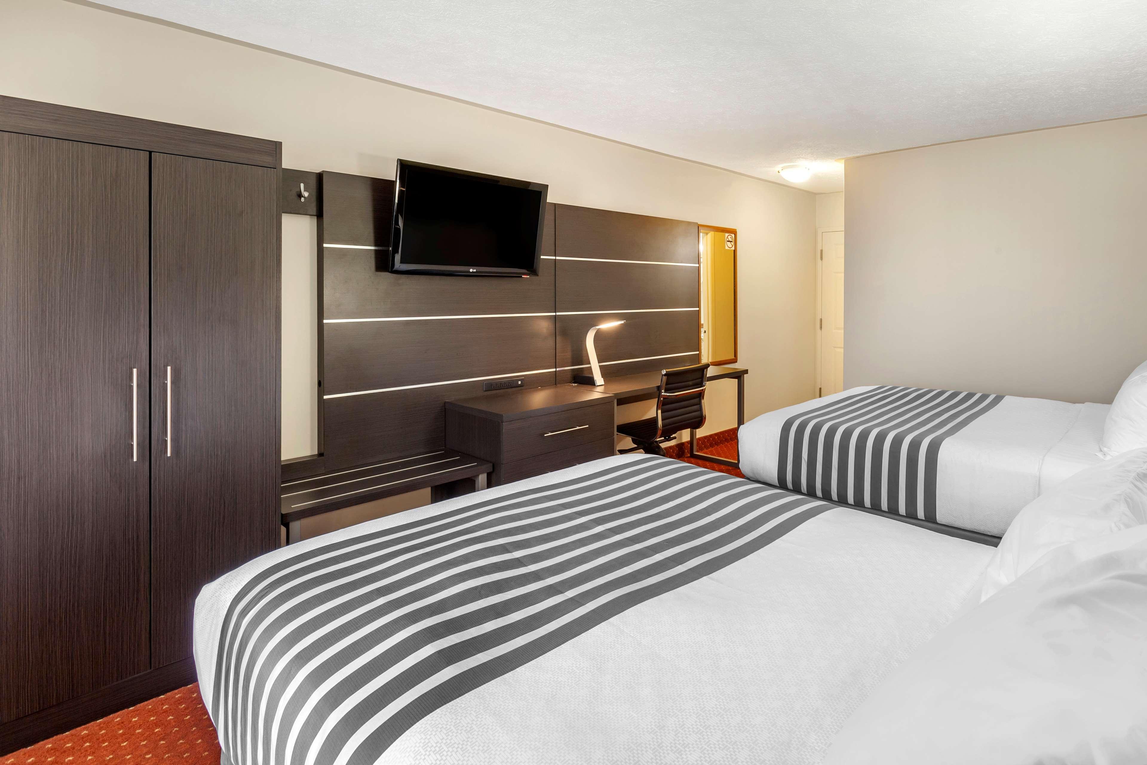 Surestay Plus Hotel By Best Western Kincardine Exteriör bild