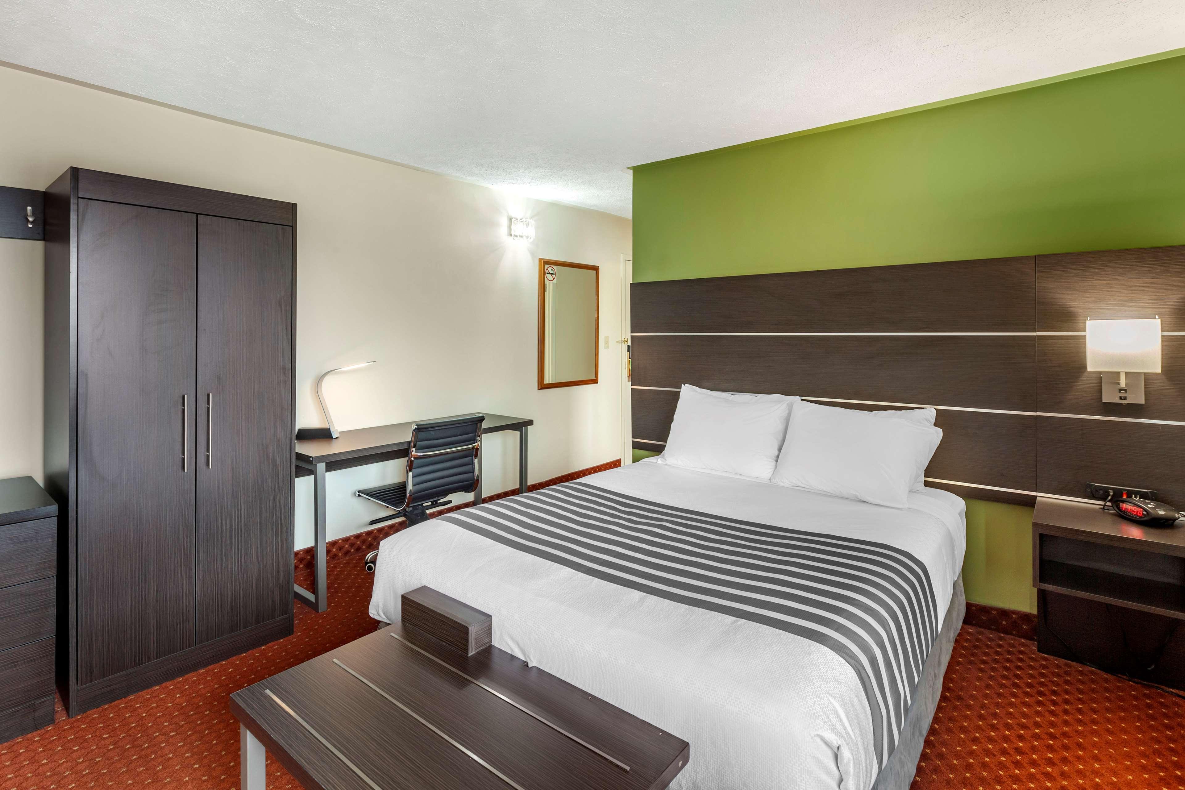 Surestay Plus Hotel By Best Western Kincardine Exteriör bild