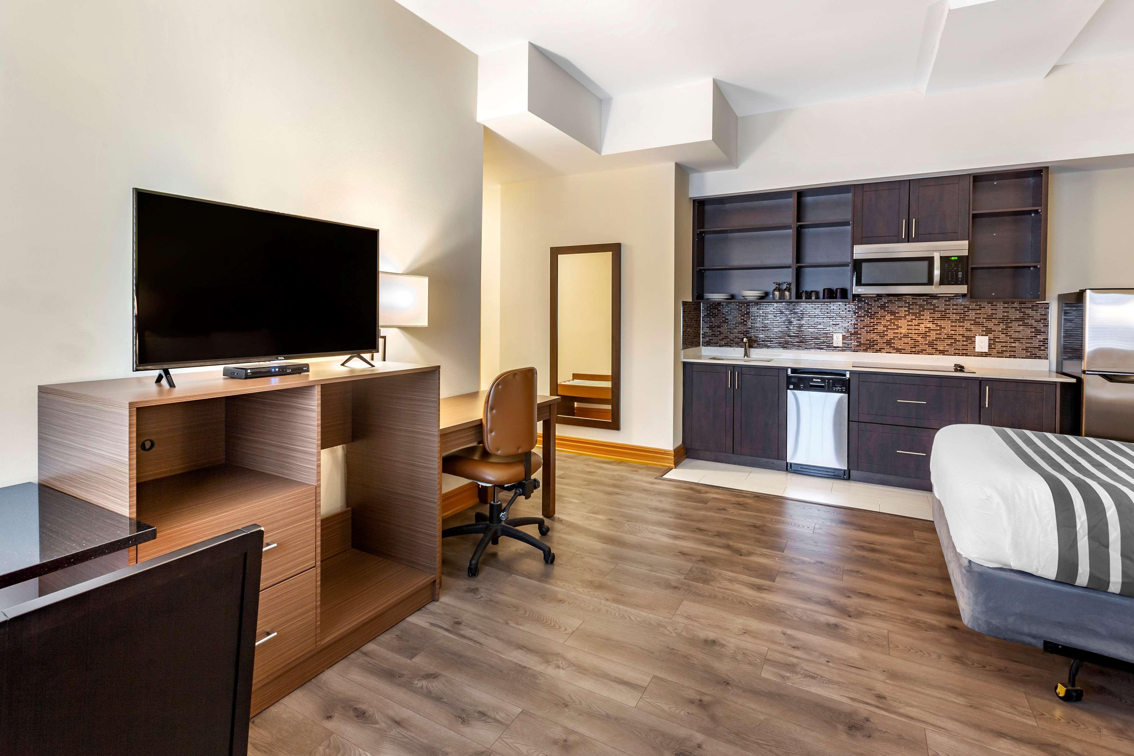 Surestay Plus Hotel By Best Western Kincardine Exteriör bild