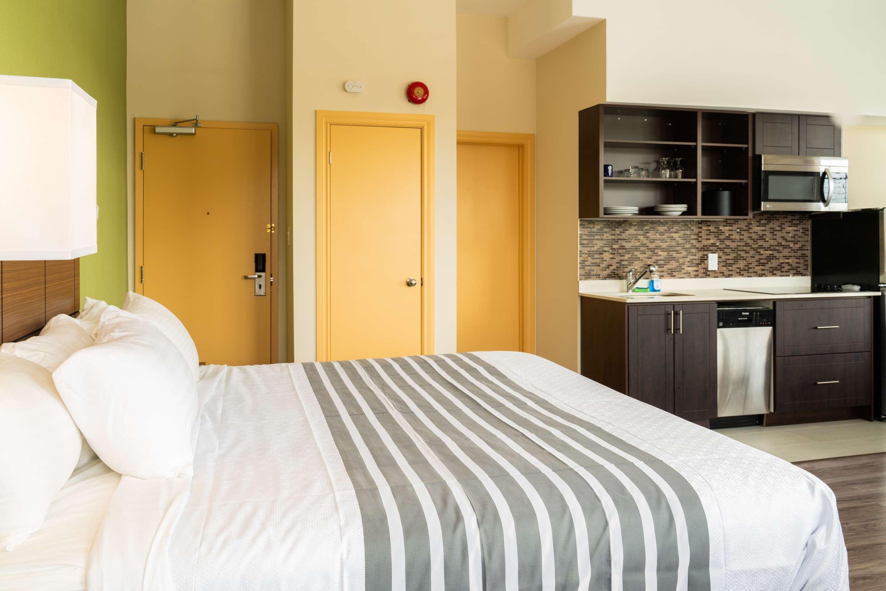 Surestay Plus Hotel By Best Western Kincardine Exteriör bild