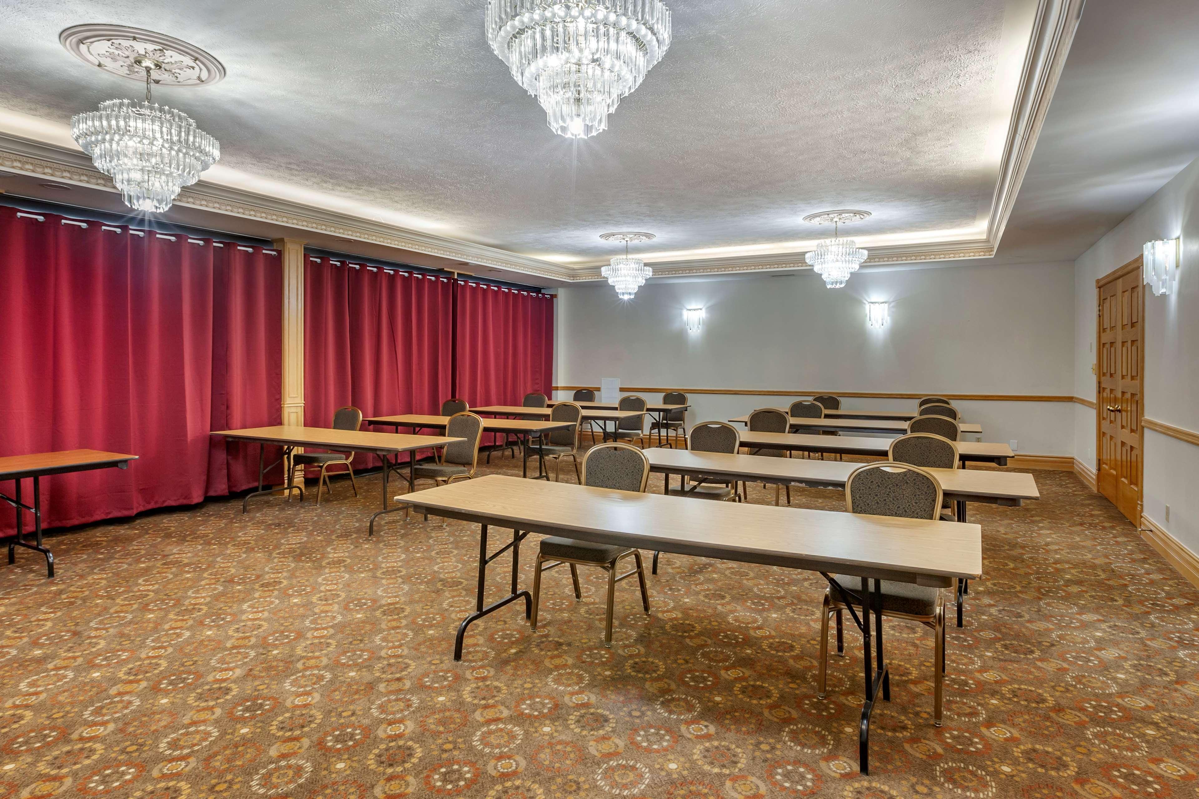 Surestay Plus Hotel By Best Western Kincardine Exteriör bild