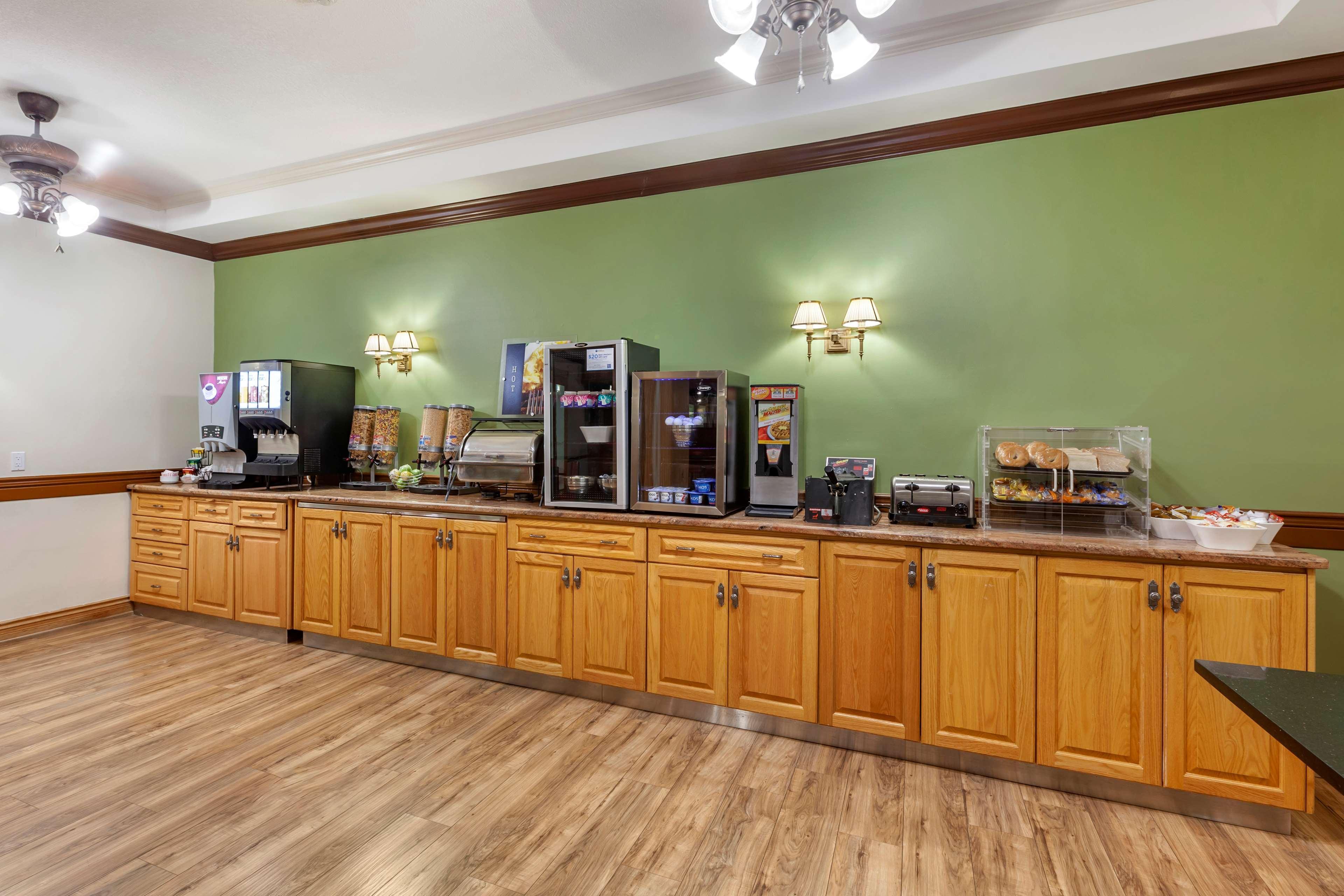 Surestay Plus Hotel By Best Western Kincardine Exteriör bild